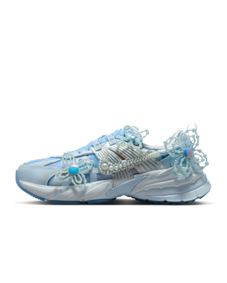 【NIKEスニーカー】ナイキ V2K ラン NIKE公式】ナイキ V2K ラン ウィメンズシューズ.オンライン